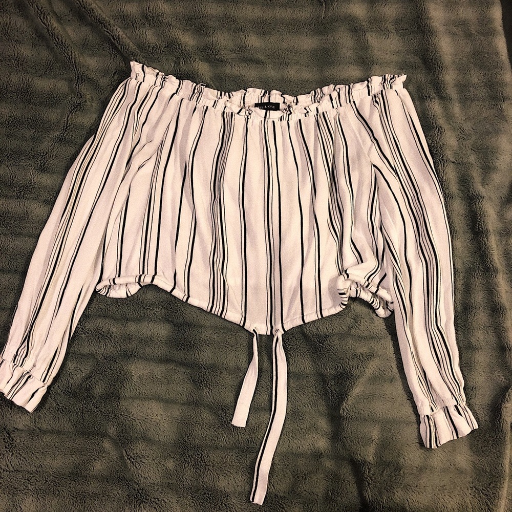 Kendall and Kylie stripe off the shoulder top